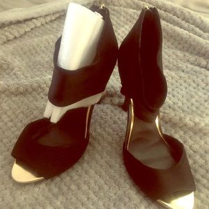 Black BCBG generation Pumps